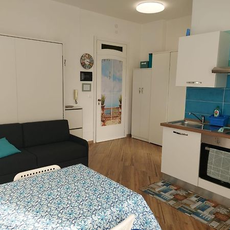 Appartement Piccolo Scrigno à Cogoleto Extérieur photo